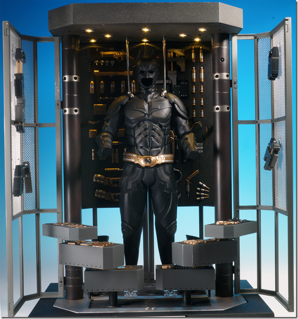 ホットトイズ ダークナイト アルフレッド・ペニーワース&バットスーツ