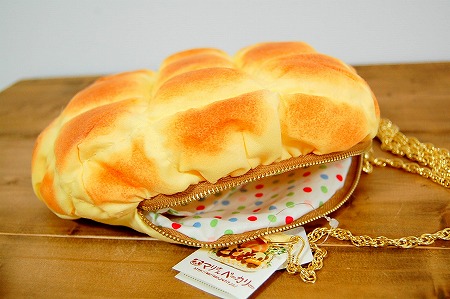マリさんベーカリーさんからメロンパンのポシェットが届きました