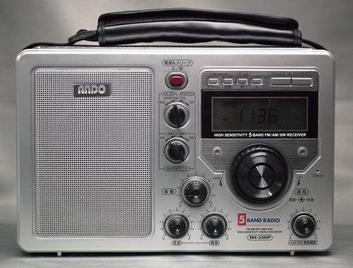BCLを懐かしみ ANDO AM/FM/SW 5バンドラジオ「ER4-330SP」を入手 | 