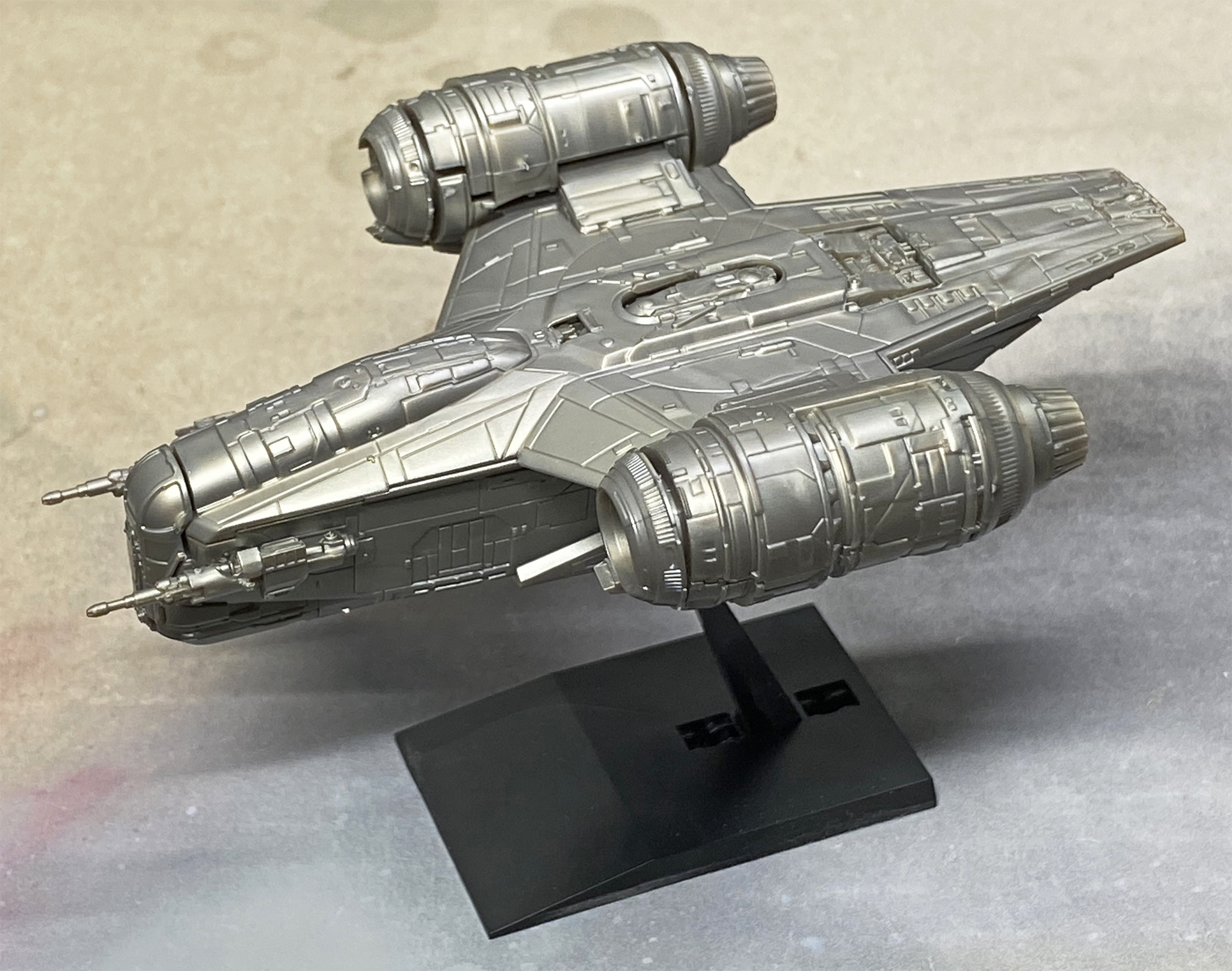 スター・ウォーズ ビークルモデル『レイザー・クレスト』 接着・ベース