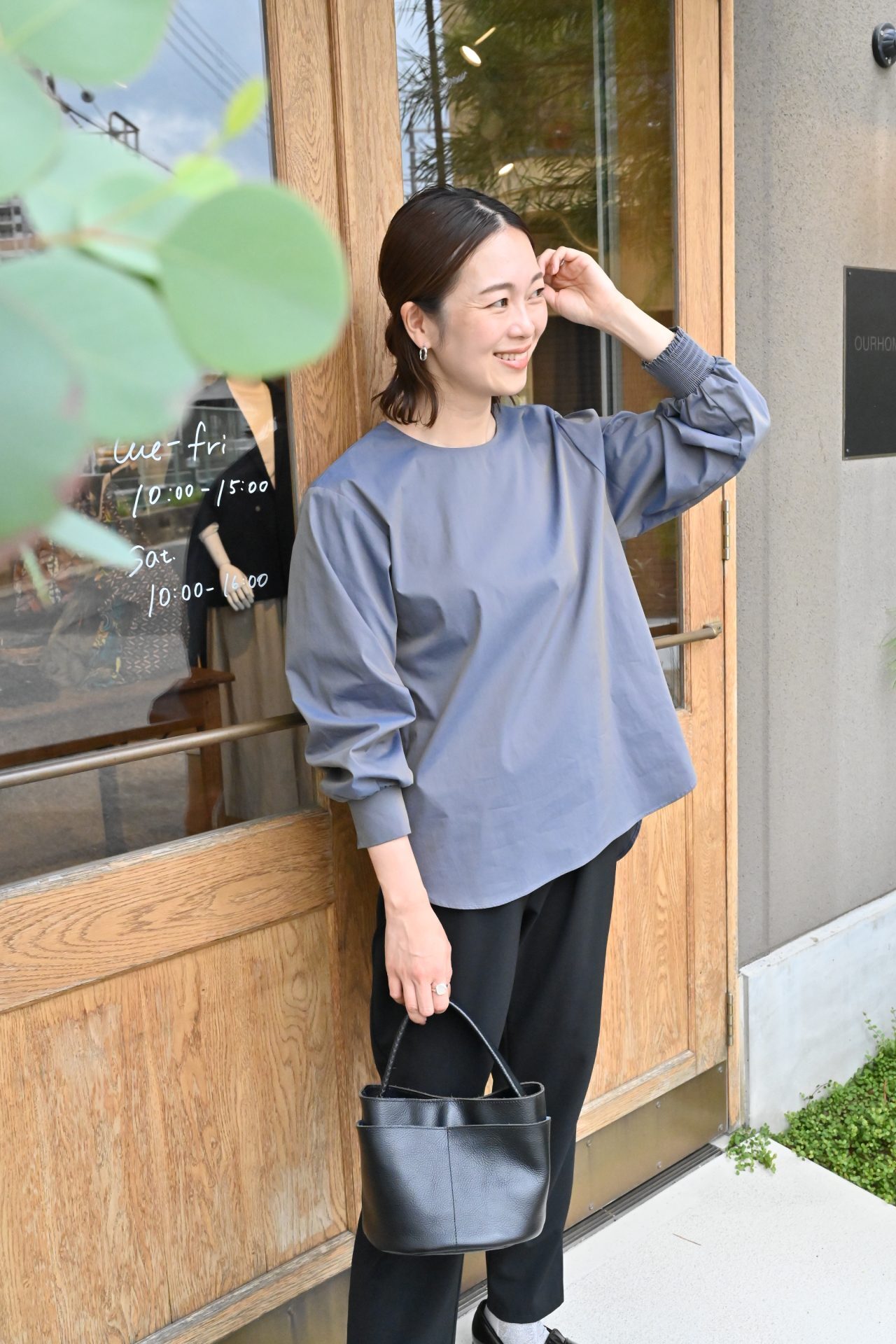 着回し広がる袖パフブラウス – OURHOME