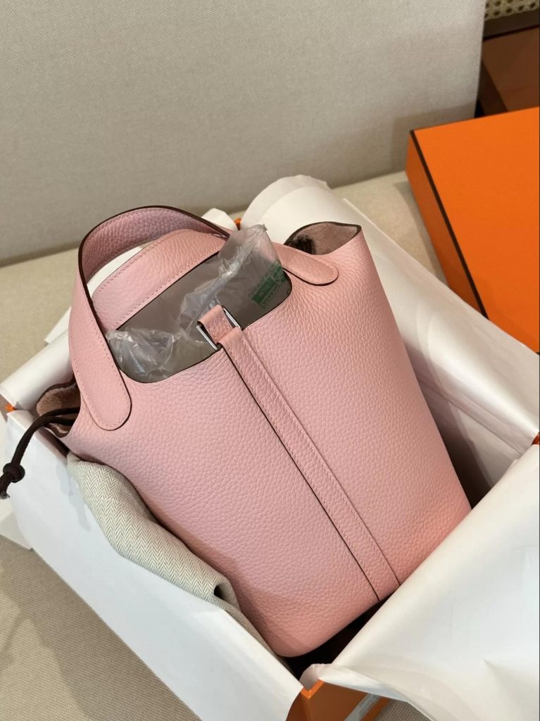 エルメスブログ ピコタンロック PM ローズサクラ クレマンス シルバー