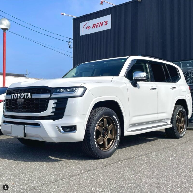 トヨタ ランドクルーザー300 RAYS ボルクレーシングTE37 Ultra | カー