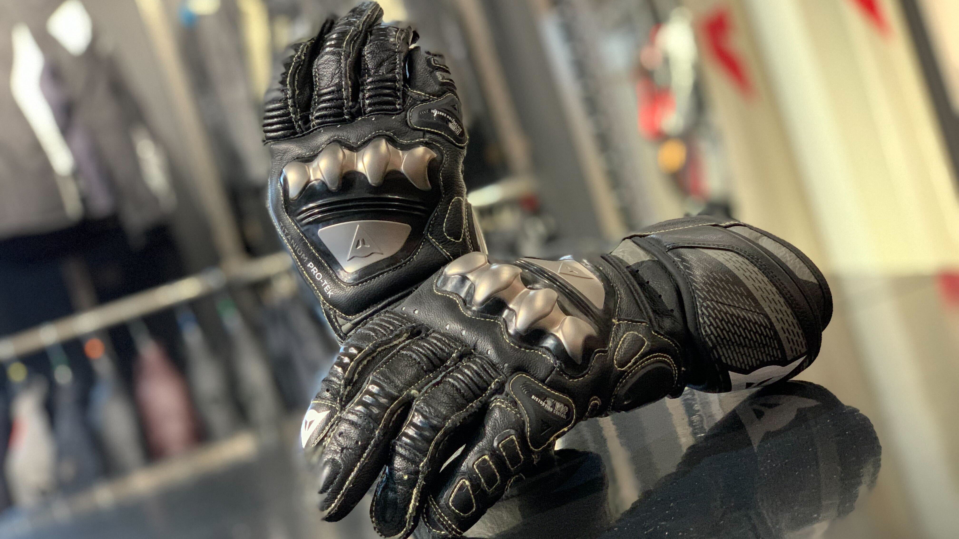 ダイネーゼの誇る最新フラッグシップグローブ