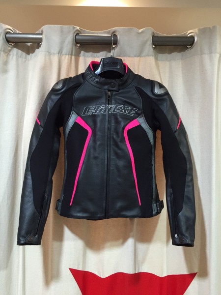 ダイネーゼ レディースアイテムのご紹介＾＾