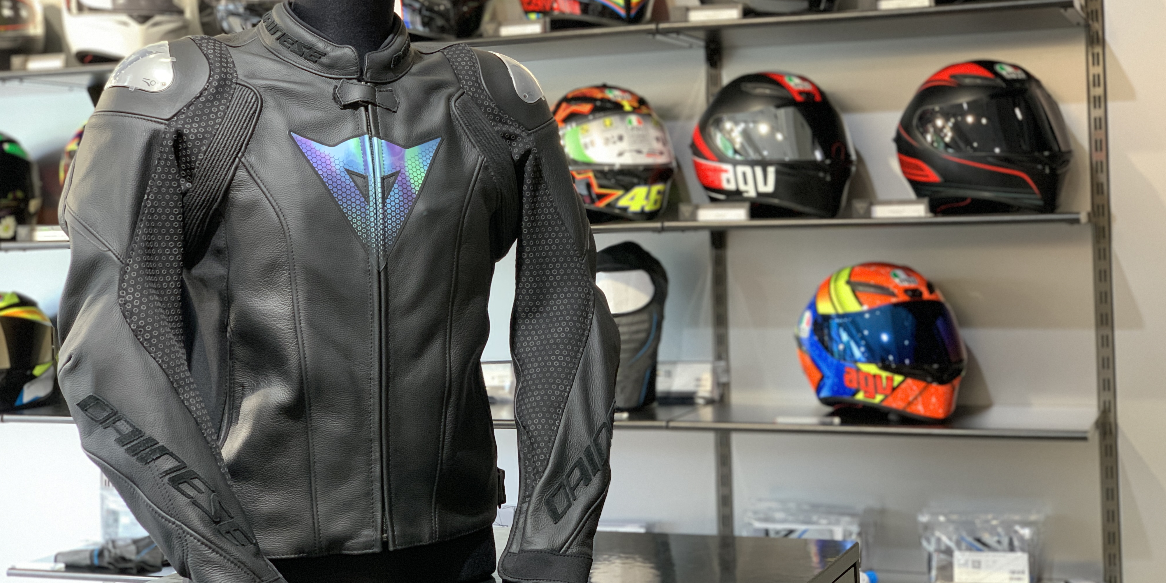 VALOROSA = 勇敢】50周年記念のレザージャケットのご紹介とおすすめ