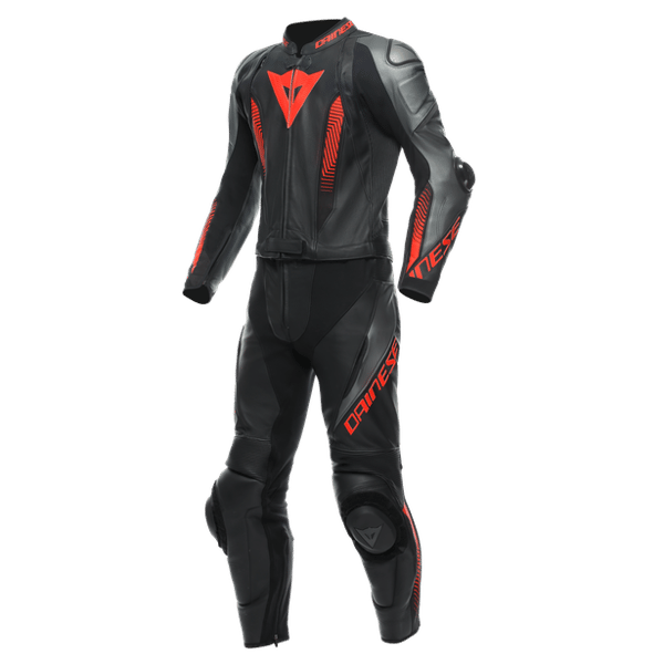 ロングセラー2PCスーツがパワーアップしてモデルチェンジ致しました