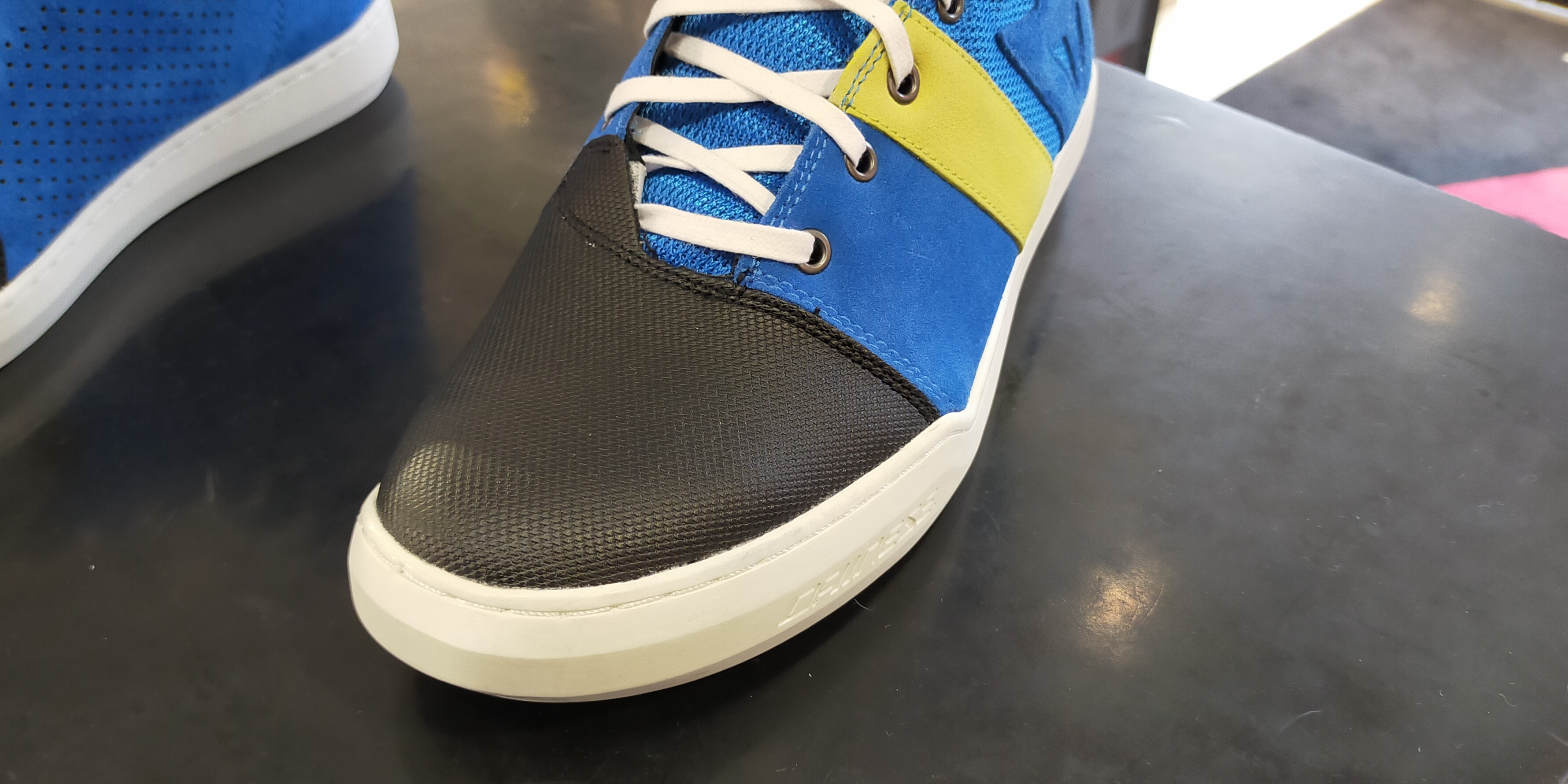 夏におすすめしたいカジュアルシューズ【YORK AIR SHOES】