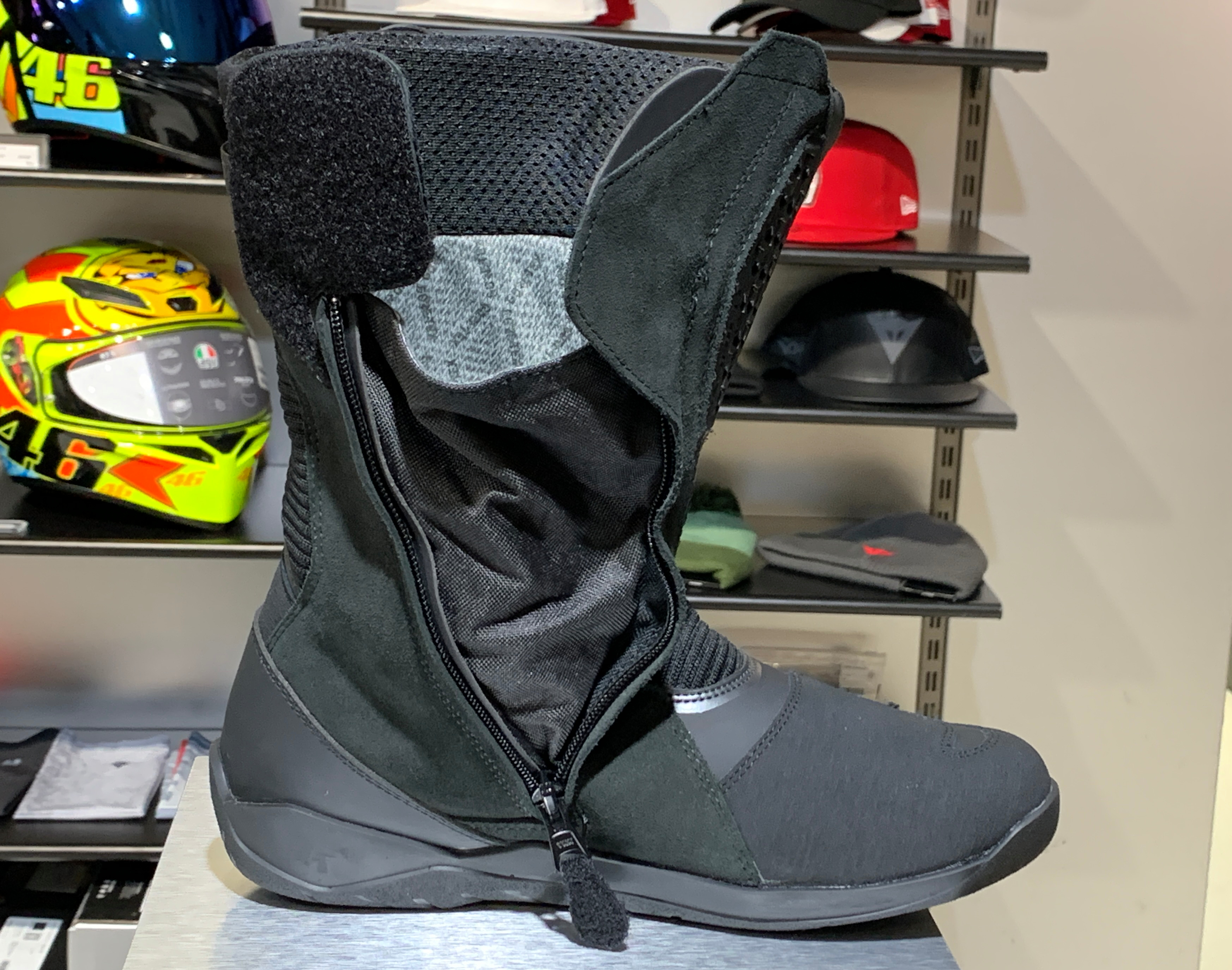 最軽量】新作ゴアテックスブーツの特徴と魅力- FREELAND 2 GORE-TEX