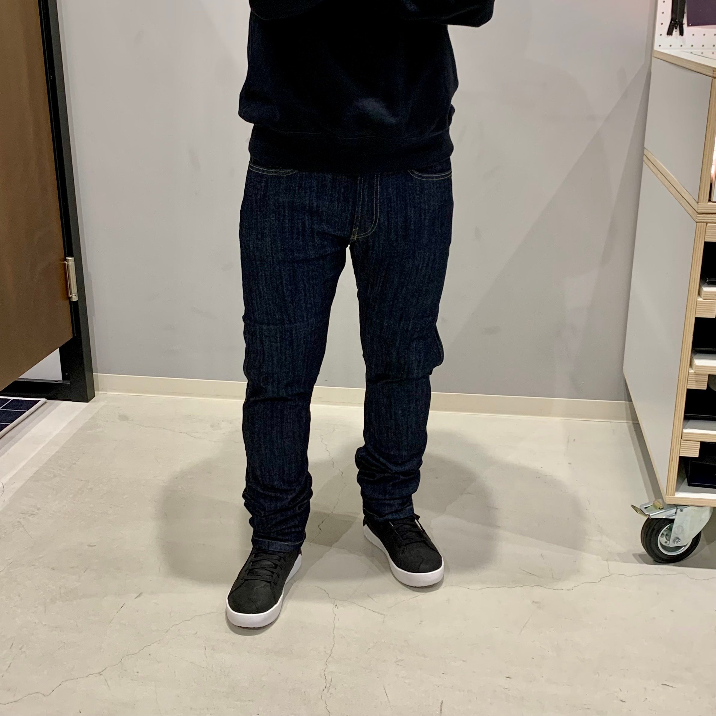 安全性と高い運動性を兼ね備えたダイネーゼのデニムシリーズをご紹介!!