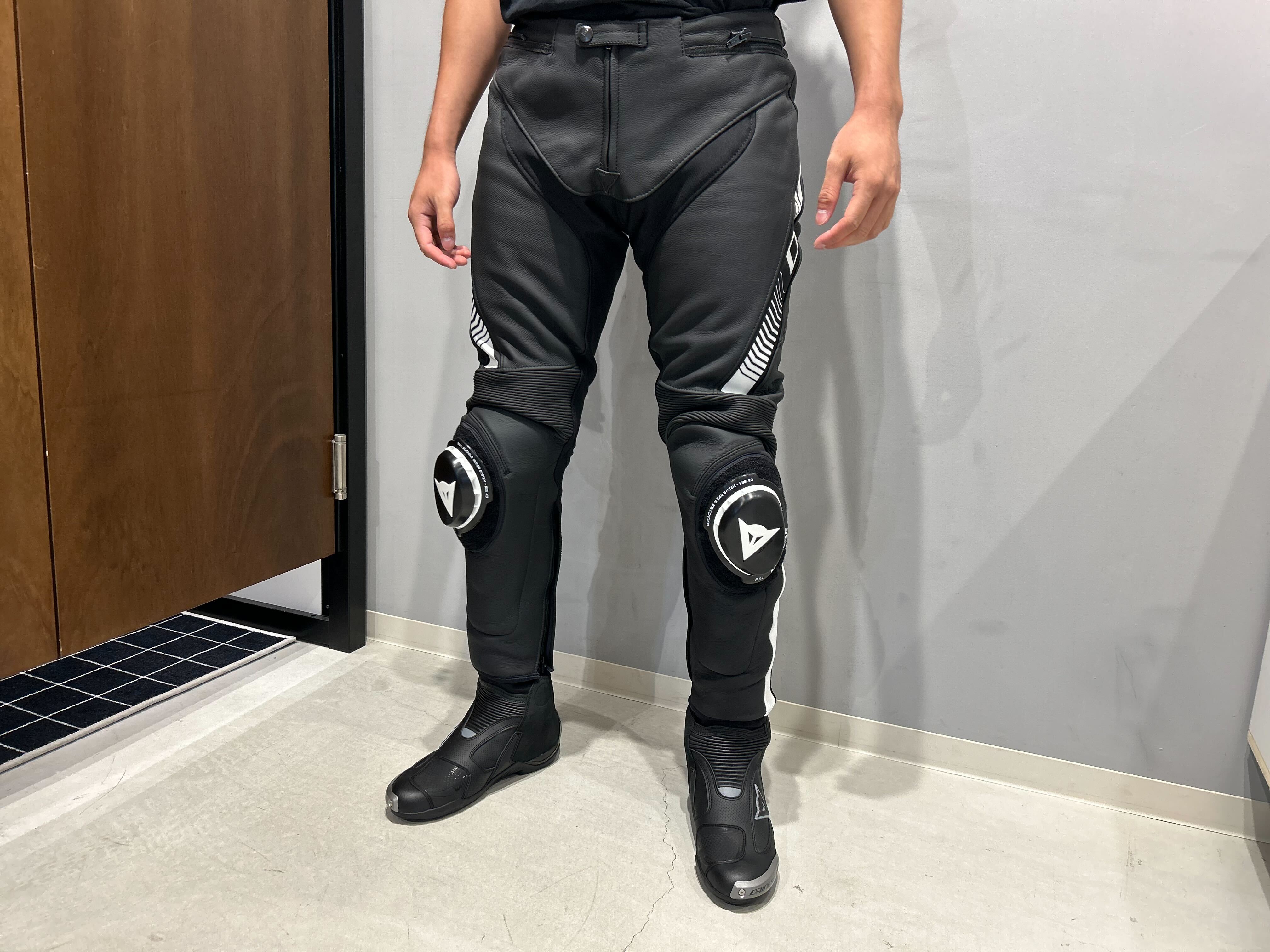 バイクシーズンに向けてお勧め最新レザーパンツのご紹介【SUPER SPEED