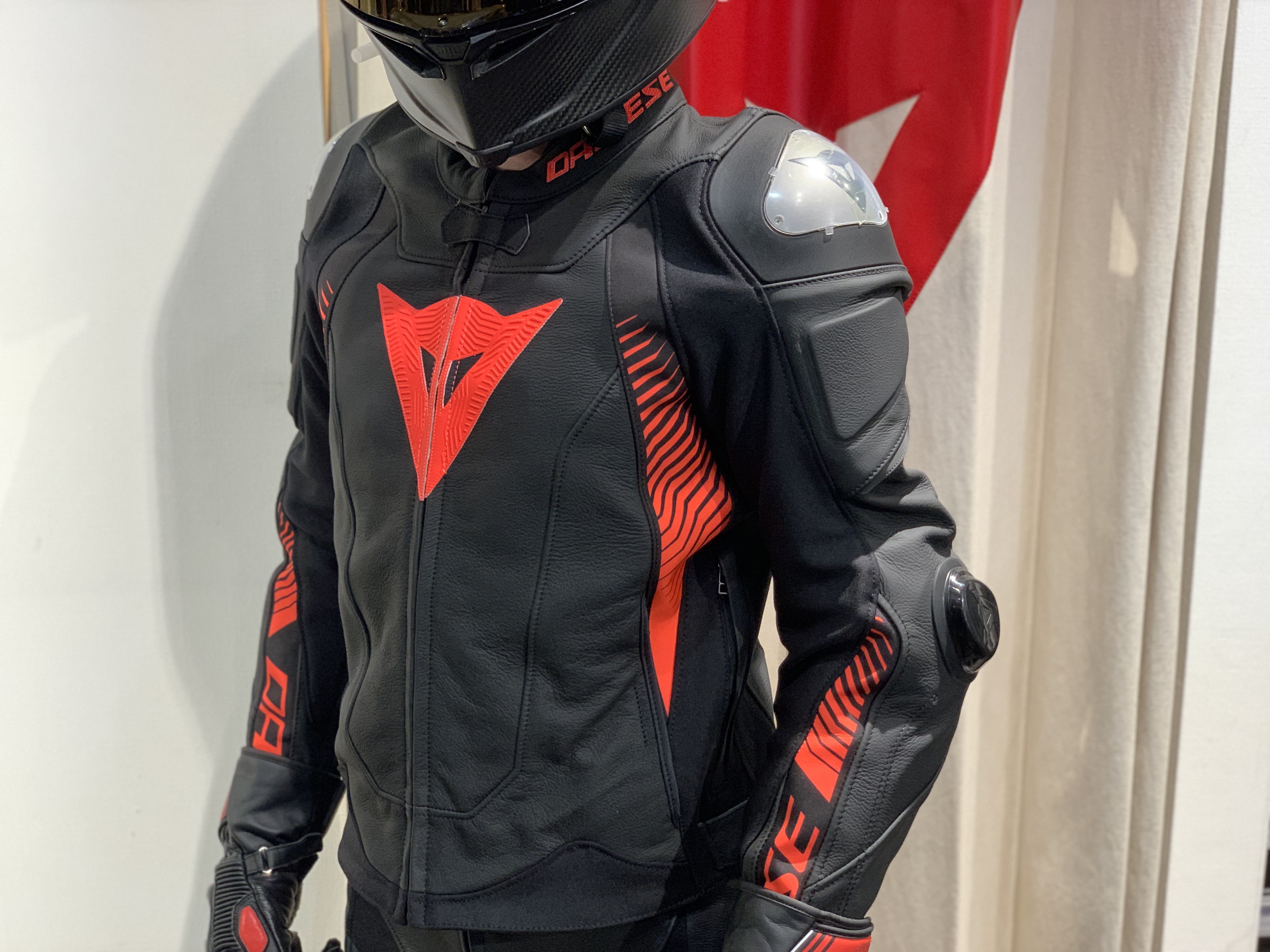 新作スポーツレザージャケット【SUPER SPEED 4 LEATHER JACKET】のご紹介