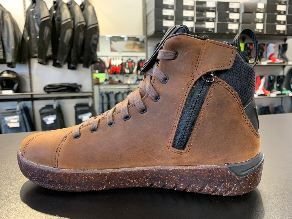 Newモデルシューズが登場【METRACTIVE D-WP SHOES】