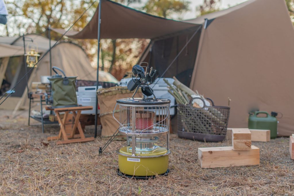 冬キャンプで活躍するおすすめの小型ストーブ10選！石油・ガス・電気