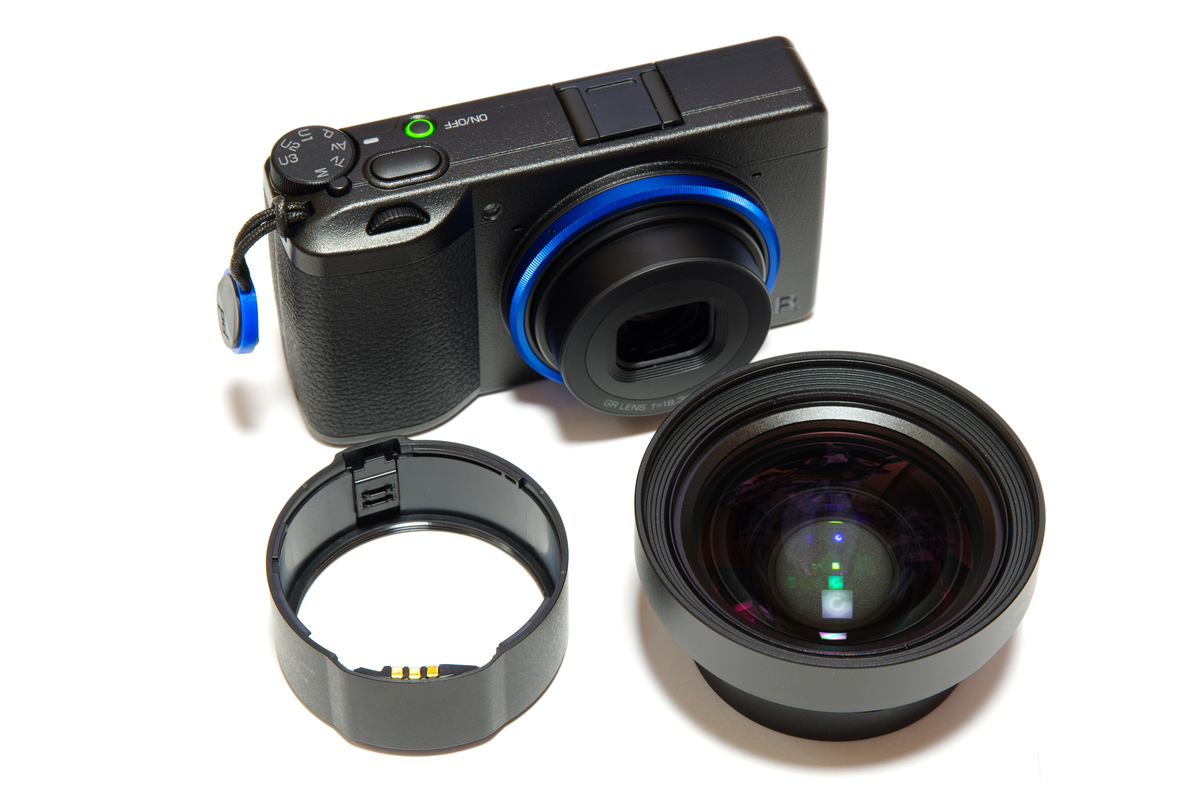 ワイドコンバージョンレンズ GW-4 で RICOH GR III を超広角化する