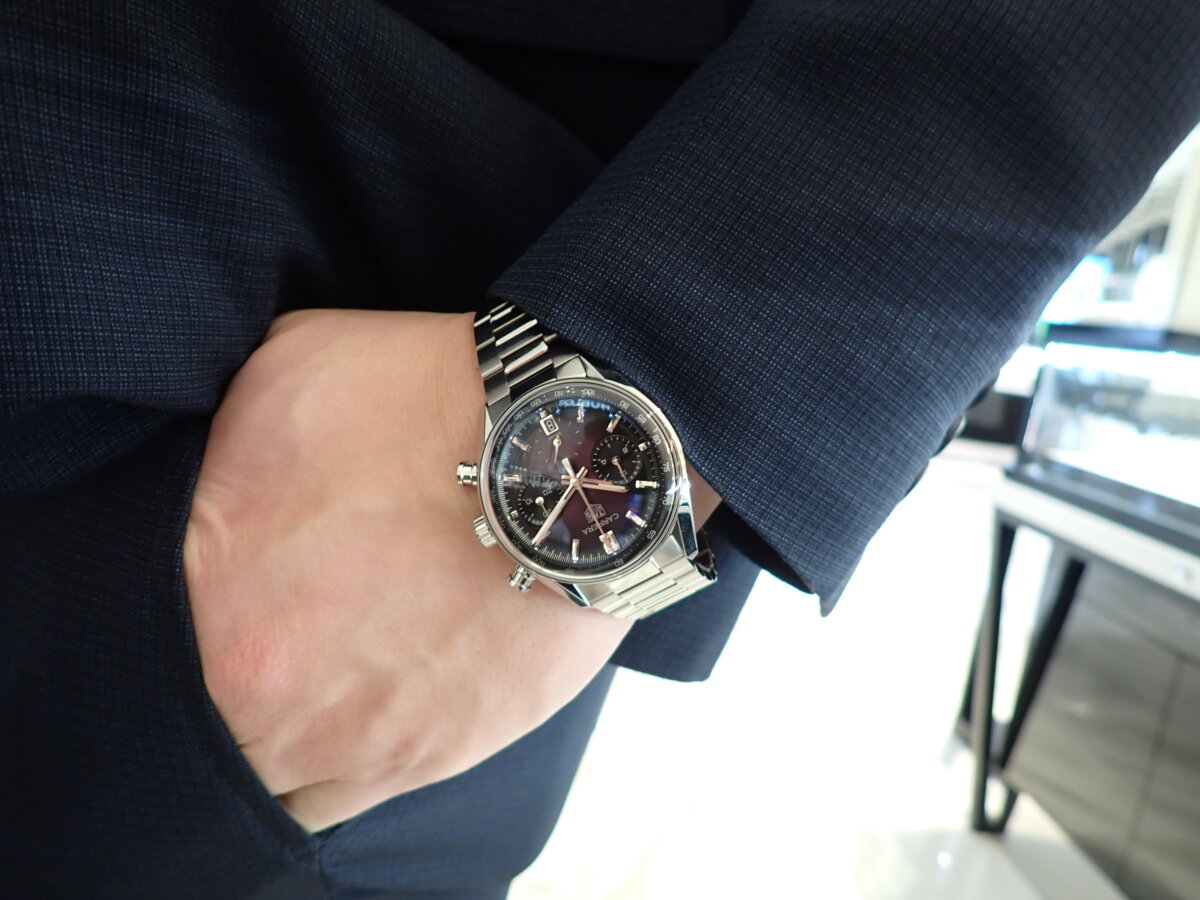 タグ・ホイヤー】カレラクロノグラフスモーキーパープルの魅力4選をご