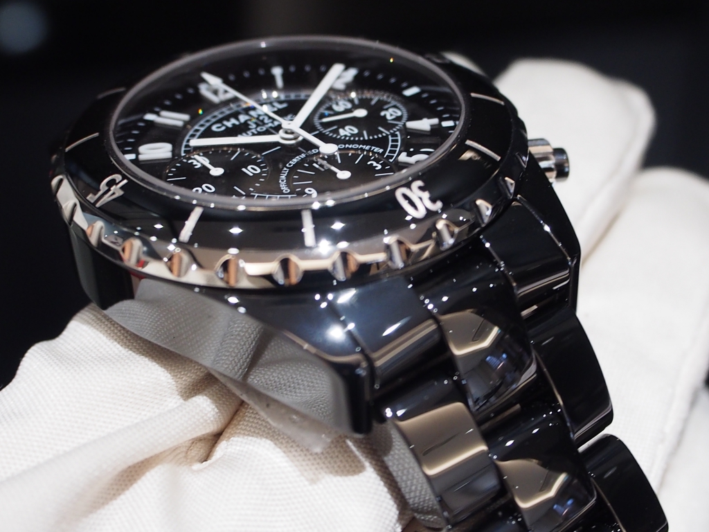 シャネルメンズウォッチといえば「J12 クロノグラフ」 ｜ oomiya
