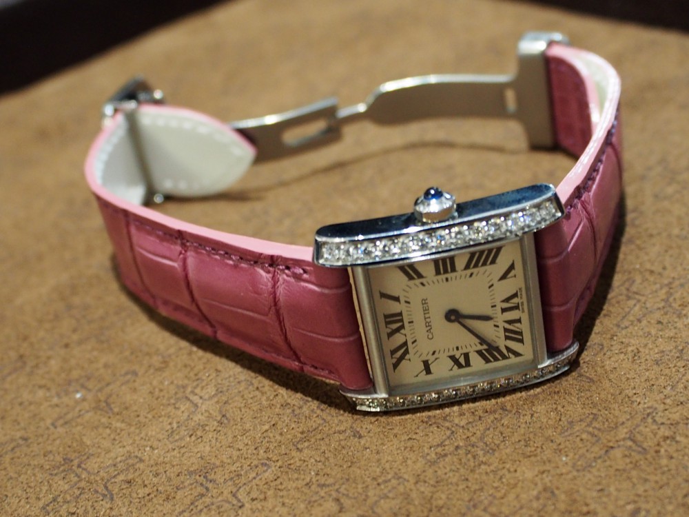 ジャン・ルソーで変身！大人ぴんく×カルティエタンクフランセーズ