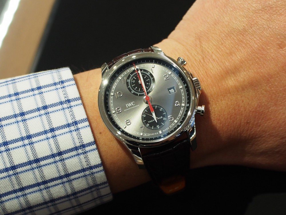 IWCポルトギーゼヨットクラブをサントーニの革ベルトへチェンジ