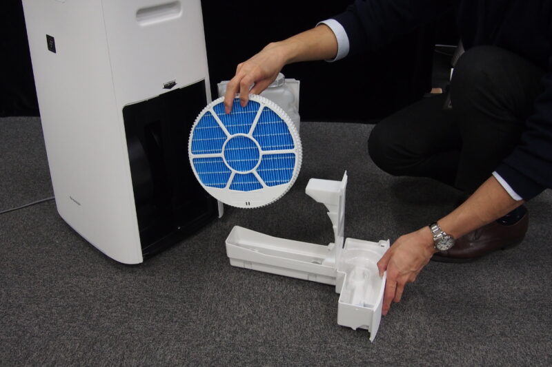 年末の大掃除を機にお手入れしてみましょう！空気清浄機のお手入れ