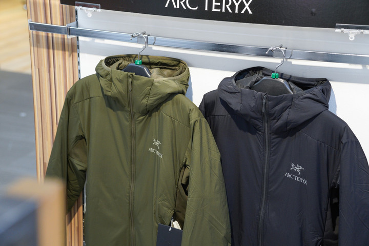 好日山荘 さいか屋藤沢店 : 秋山にオススメのアウター②