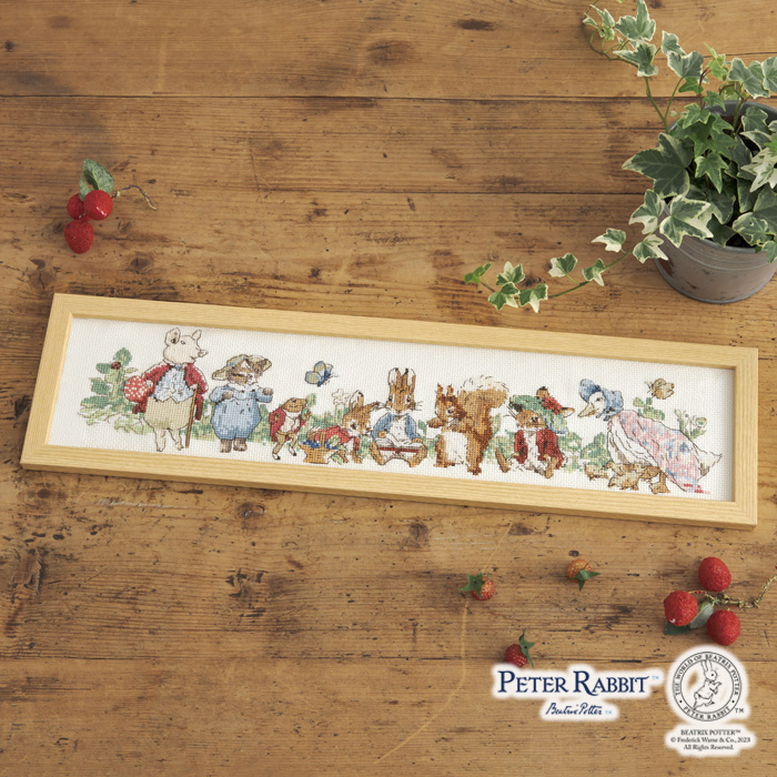 ピーターラビット™の刺しゅうキットアイテムの新コレクションが