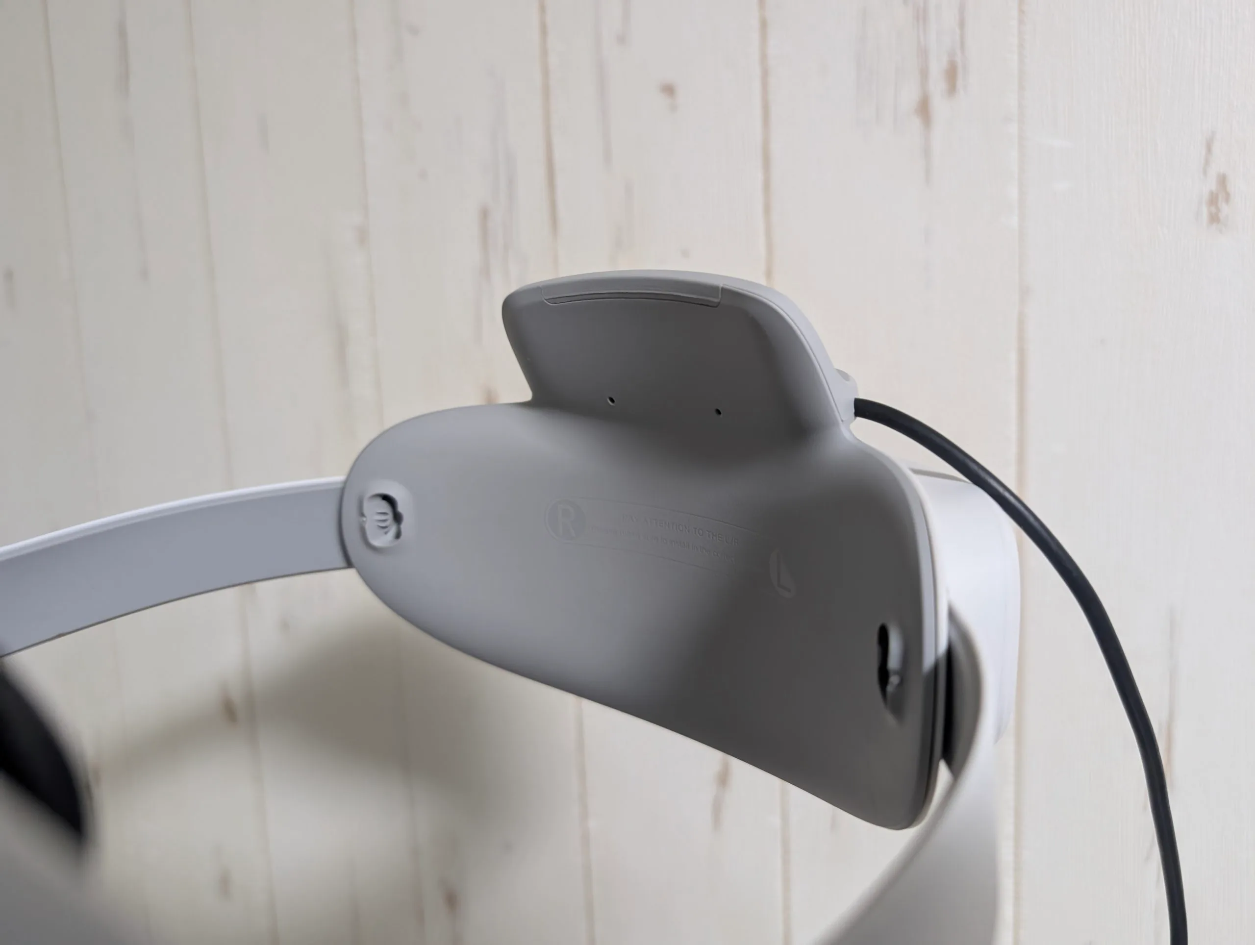 PICO 4 Ultra向けバッテリー付きヘッドストラップ「BOBOVR P4S