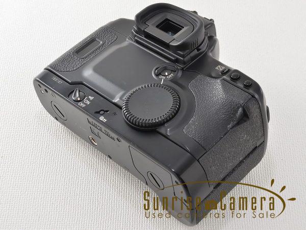 Canon EOS-1V／フィルム一眼レフカメラの頂点を中古で愛でるサンライズ