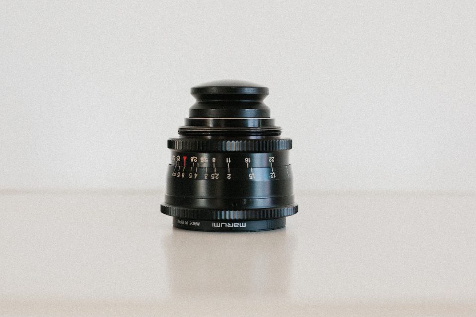 オールドレンズ探訪記] 非日常が得られる JUPITER-12 35mm F2.8は