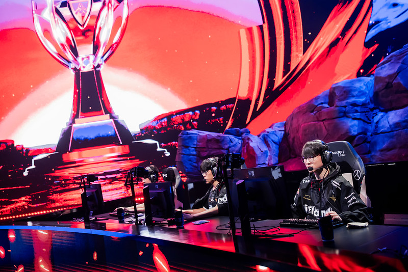 Interview: Bringing the Secretlab TITAN Evo Faker x VANDYTHEPINK