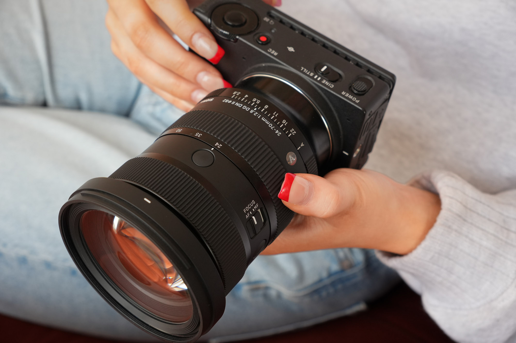 First Look: SIGMA 24-70mm F2.8 DG DN II Art Lens for L-Mount