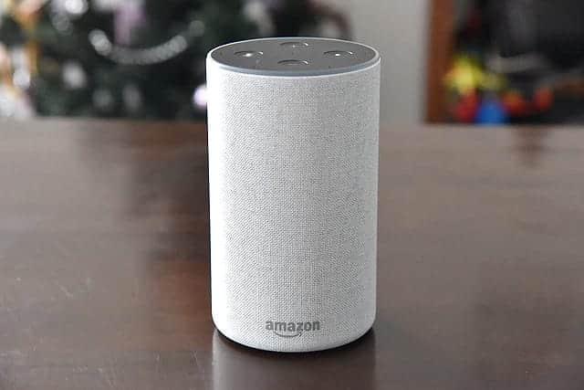 円柱形の初代Amazon Echoを実際使ってみた感想。購入からアプリ設定の