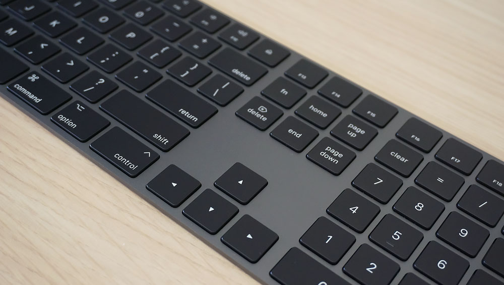 レビュー】スペースグレイのMagic Mouse 2、Magic Keyboard(テンキー