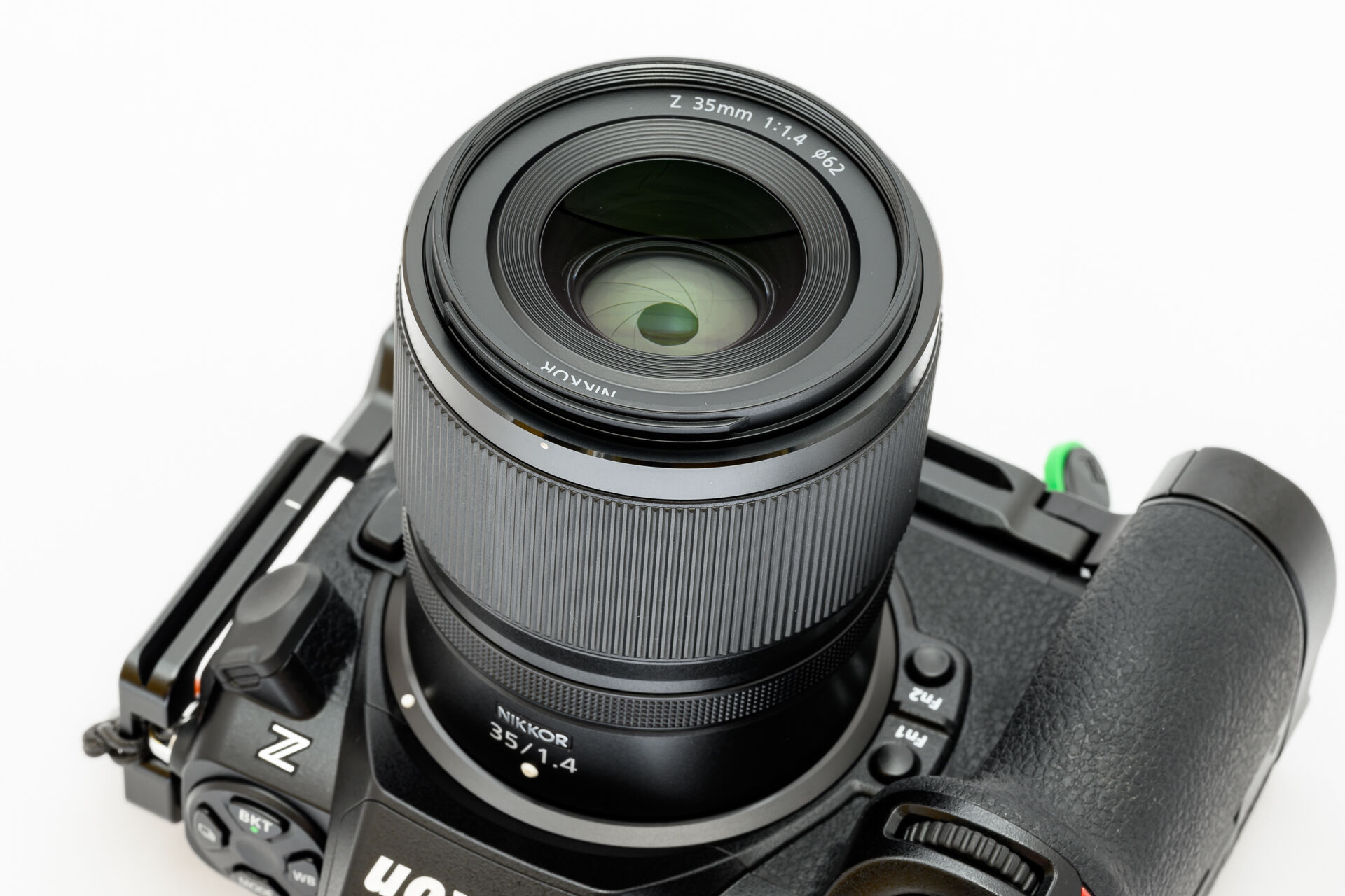 突然現れたZマウントの新単焦点レンズ NIKKOR Z 35mm f/1.4 を衝動買い