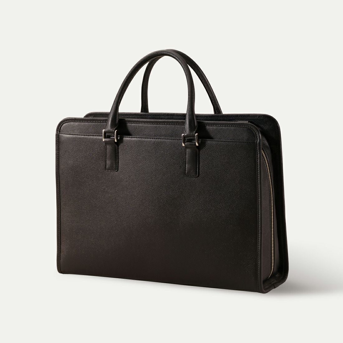 エフクリオ ビジネスバッグ レザー 未使用級】エフクリオ ビジネス