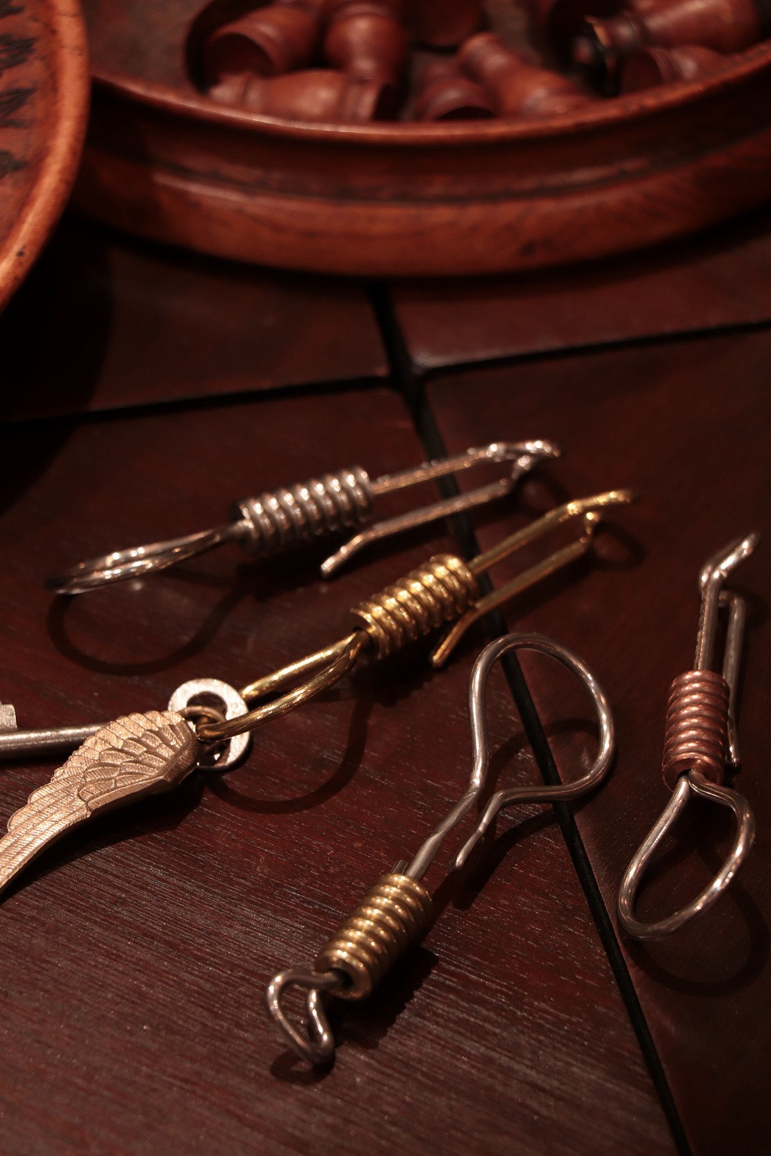 BLACK SIGN Main Lodge / 