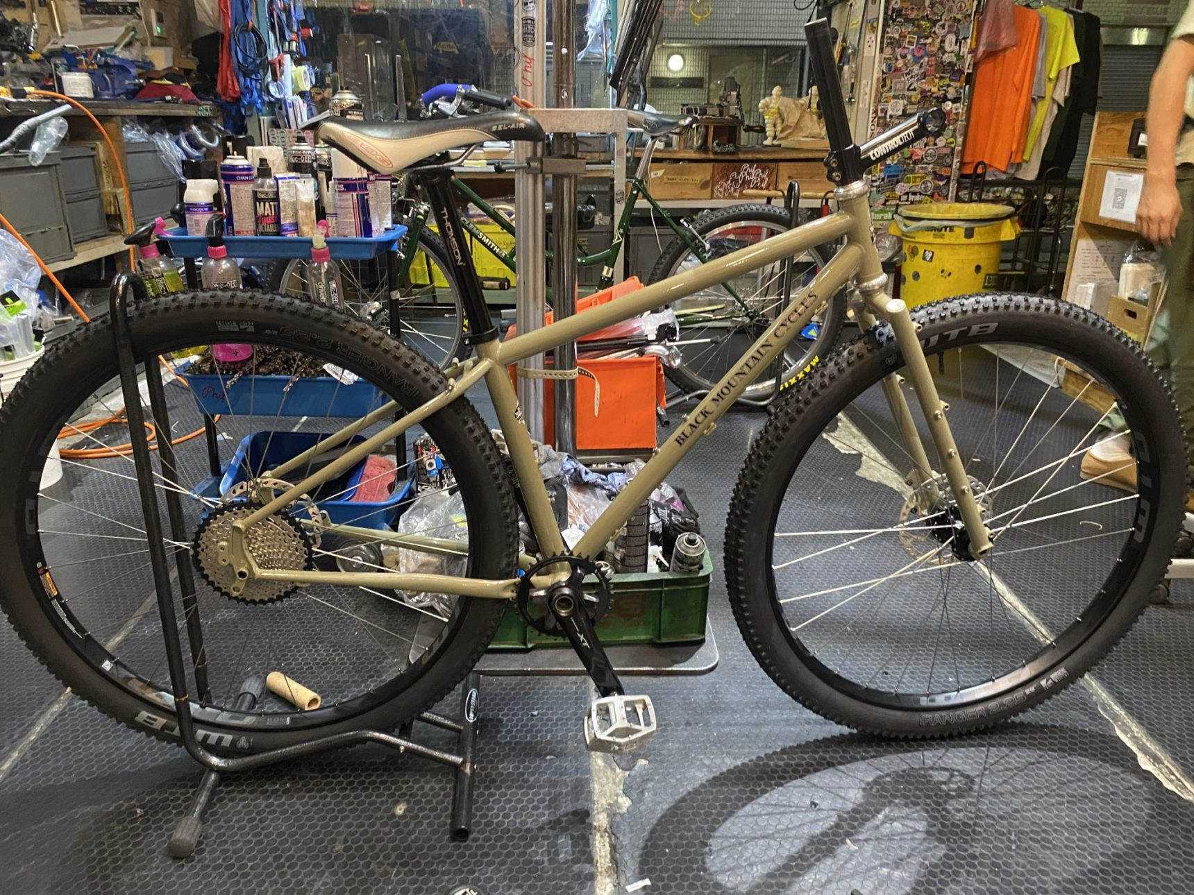 Not MTB, but Cross？ 僕なりのLa cabra。 - BLUE LUG BLOG | 自転車店