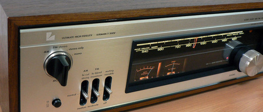 LUXMAN T-300V: BLUESS Laboratory