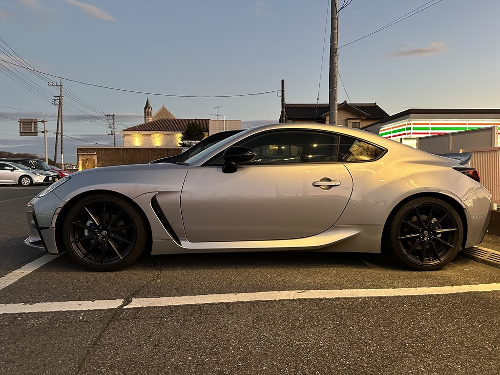 GR86にHKSハイパーマックスS車高調を装着しました！取り付けレポートと