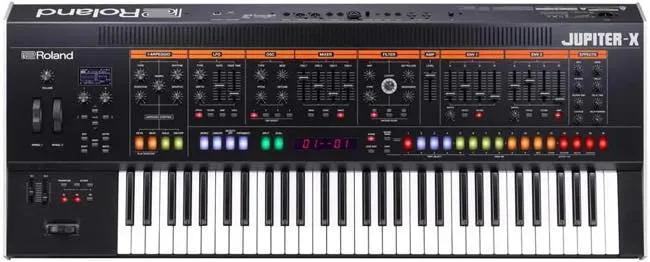 Jupiter X/Xm / Roland レビュー！ビンテージから最新まで幅広い音色を