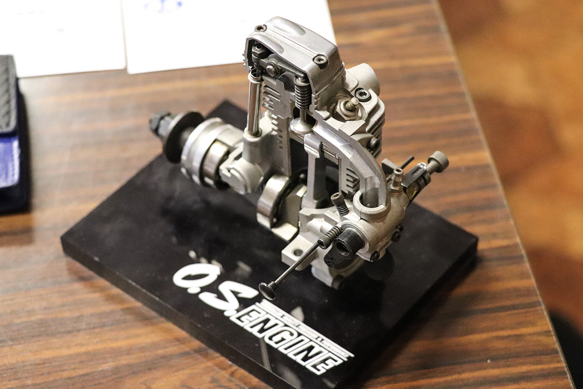 小川精器ラジコン飛行機用エンジン 怒涛の3連発！O.S.SPEEDカー用