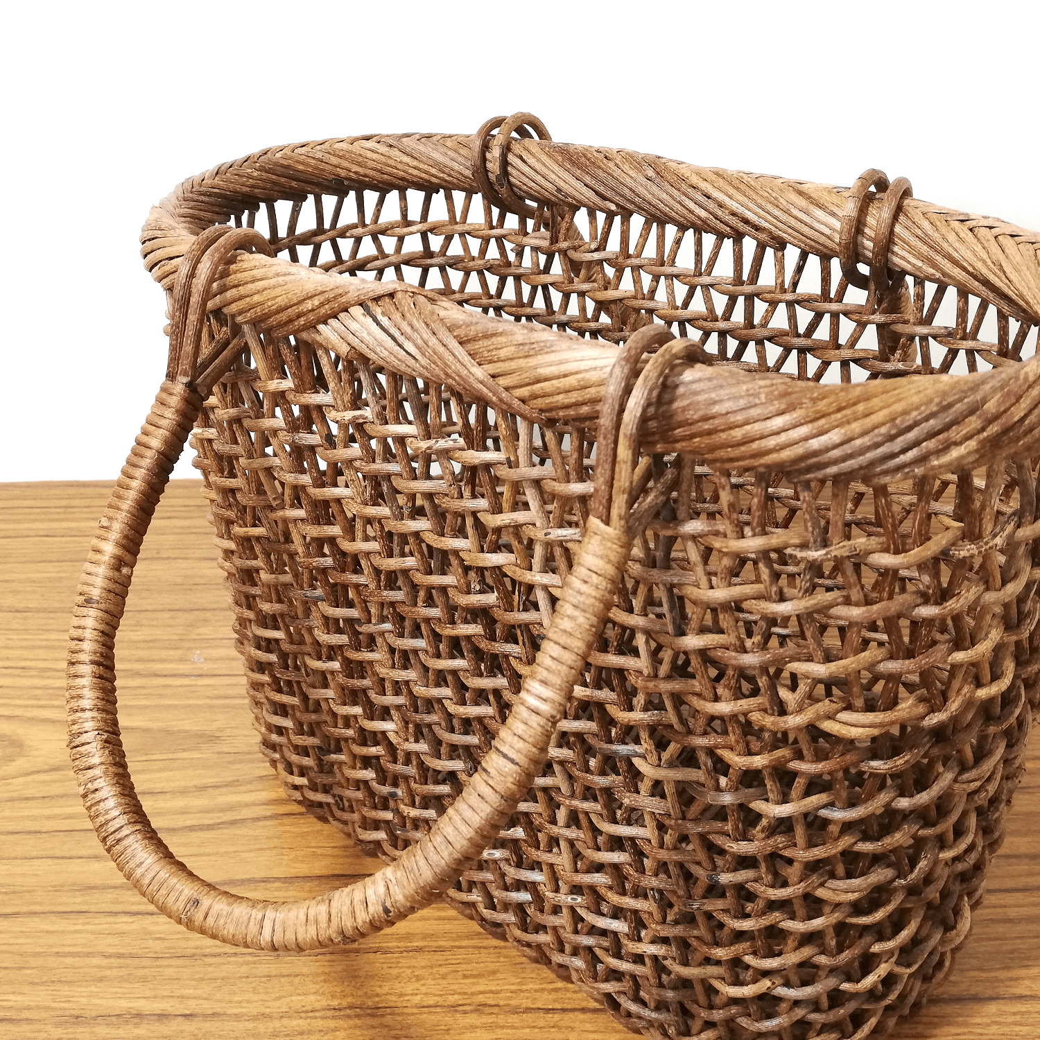 あけび-かごバッグ｜こだし編み｜小サイズ｜小判底｜青森県のあけび