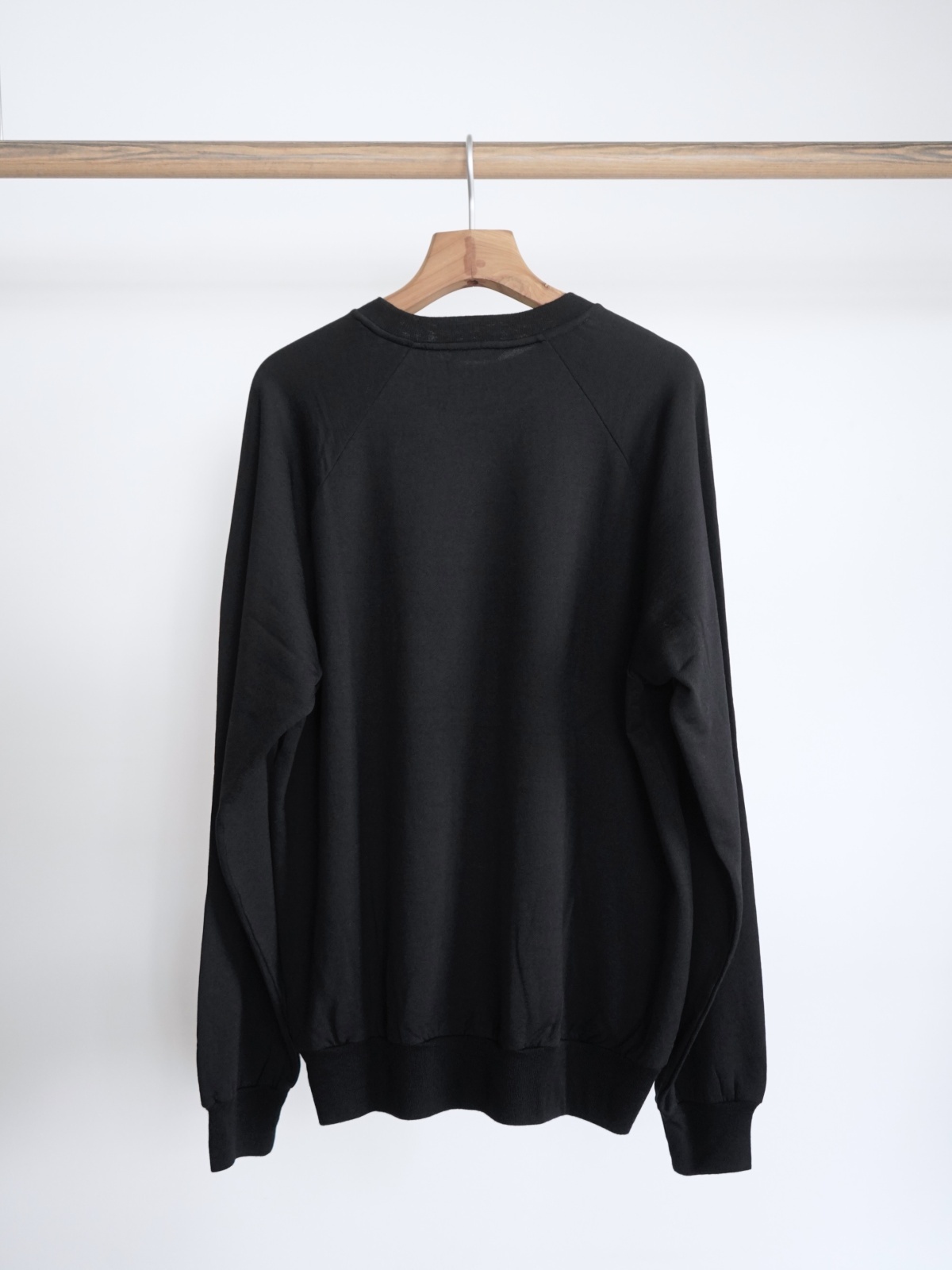 AURALEE」 LIGHT WOOL SWEAT P/O