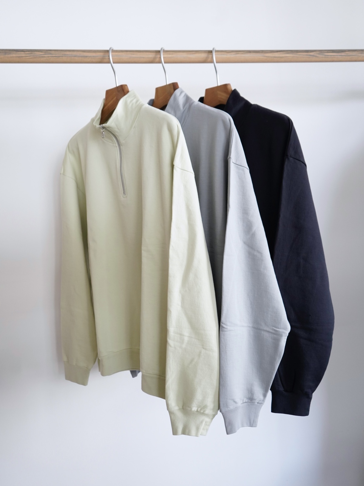AURALEE」 ELASTIC HIGH GAUGE SWEAT HALF ZIP P/O