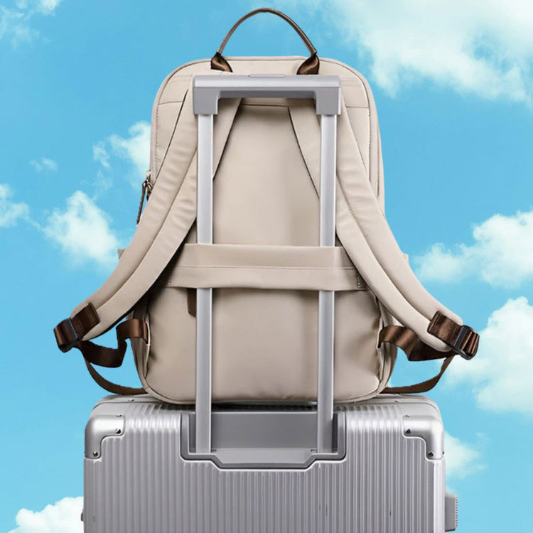 可愛いデザイン】ラリサ レディース パソコンリュック by BRODERIK