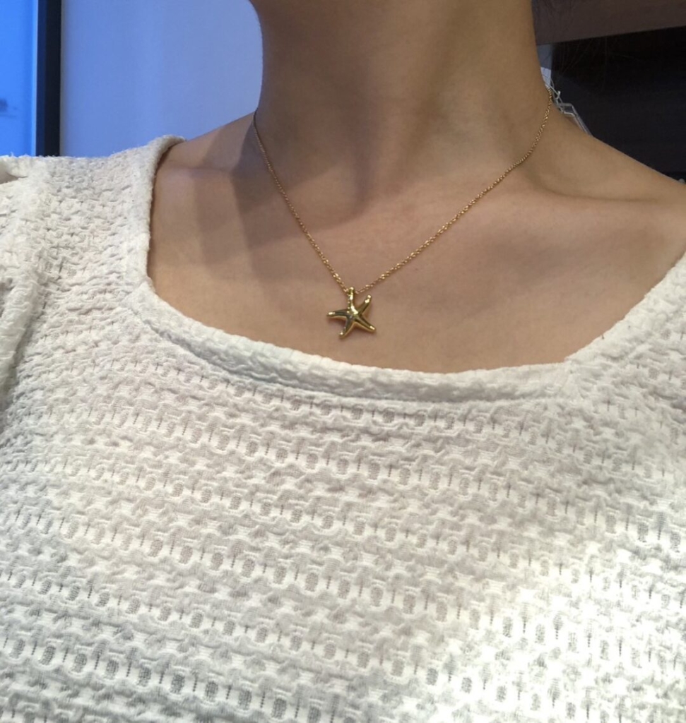 シンプルでかわいい♪Tiffany＆Co.のスターフィッシュネックレス