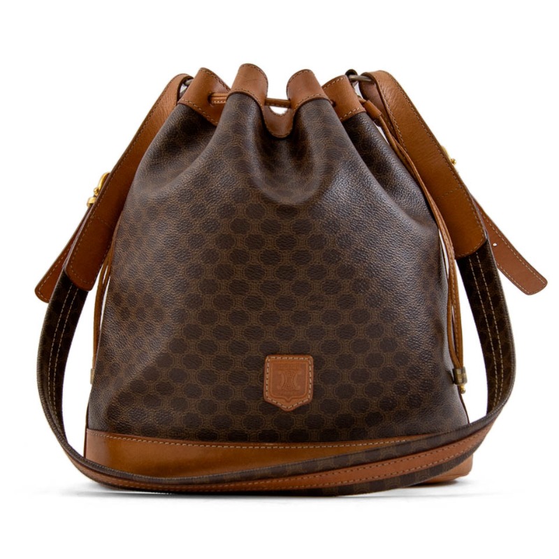 セリーヌ マカダム ショルダーバッグ 巾着トリオンフ ｜ブランド買取