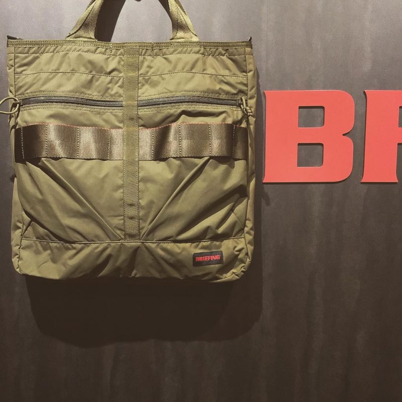 ブリーフィングのヘルメットバッグ STEALTH MW | I LOVE BRIEFFING