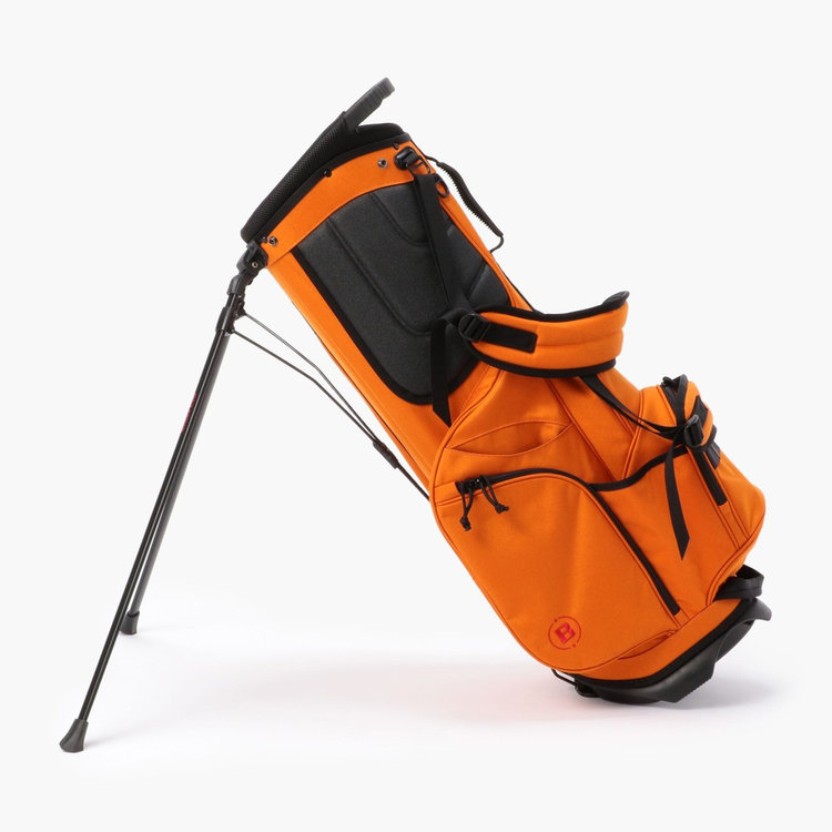 BRIEFINGで一番人気のキャディバッグにエクスクルーシブルアイテムが