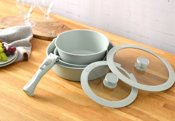 お皿のような佇まいのフライパン6点セット｜ブルーノ（BRUNO）| BRUNO